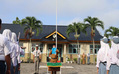 Pelantikan Pembina dan Pengurus OSIS SMAN 4 Bengkalis Masa Bhakti 2025/2026